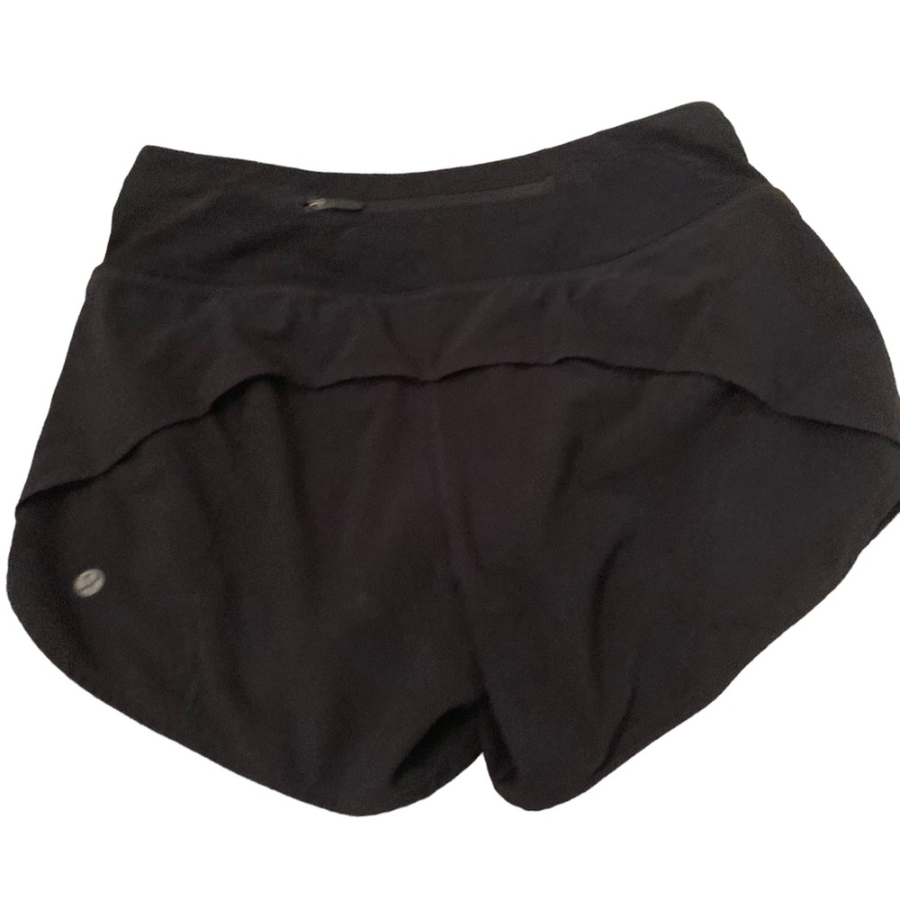 Lululemon shorts size 4 Tall